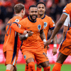 Het Nederlands elftal viert een doelpunt