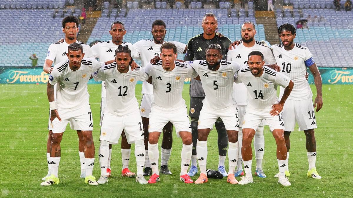 De opstelling van Curacao in de oefeninterland tegen China