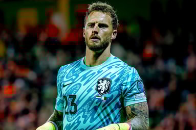 Mark Flekken in actie voor het Nederlands elftal