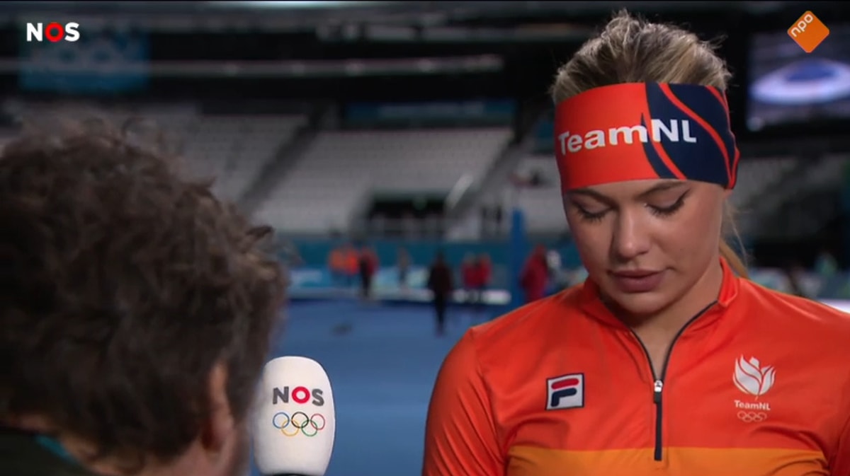 Jutta Leerdam liep boos weg na NOS-interview