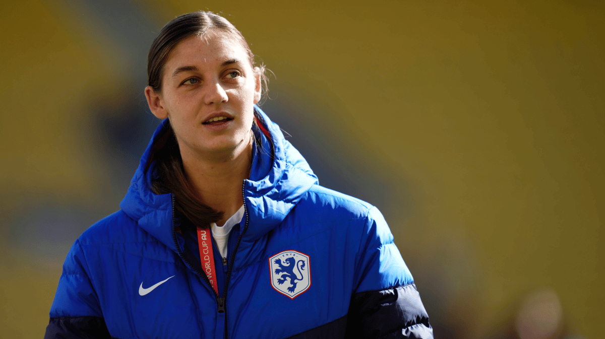 Aniek Nouwen bij de Oranje Leeuwinnen