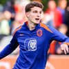 Guus Til tijdens de training van het Nederlands elftal