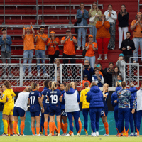 De Oranje Leeuwinnen na de EK-kwalificatiewedstrijd tegen Noorwegen