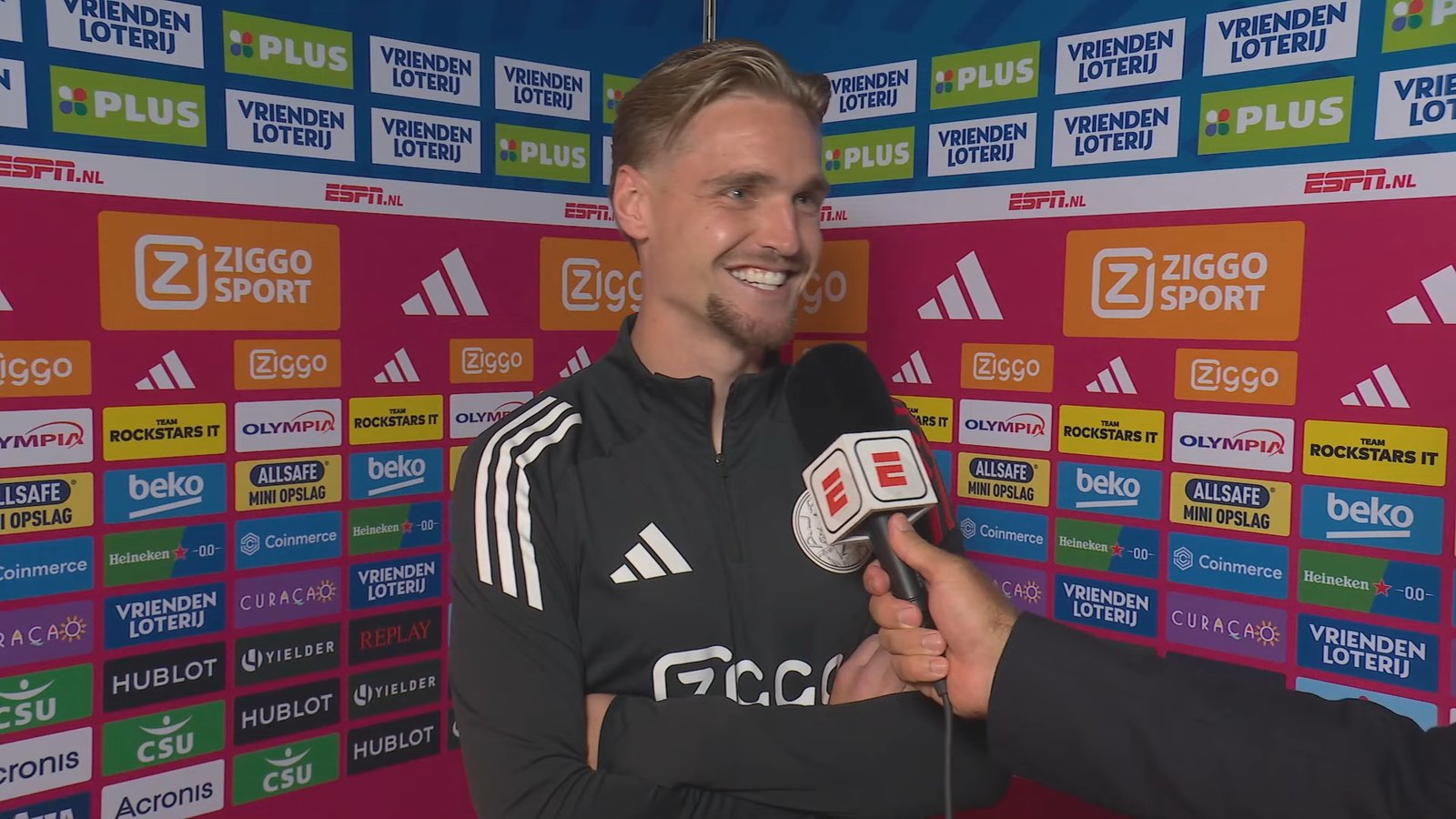 Kenneth Taylor voor de camera van ESPN