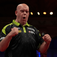 Michael van Gerwen viert zijn overwinning
