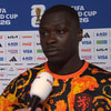 Brian Brobbey voor de camera van de NOS