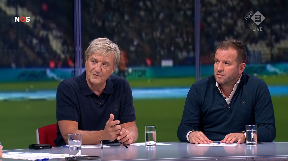 Wim Kieft en Rafael van der Vaart in de studio van de NOS