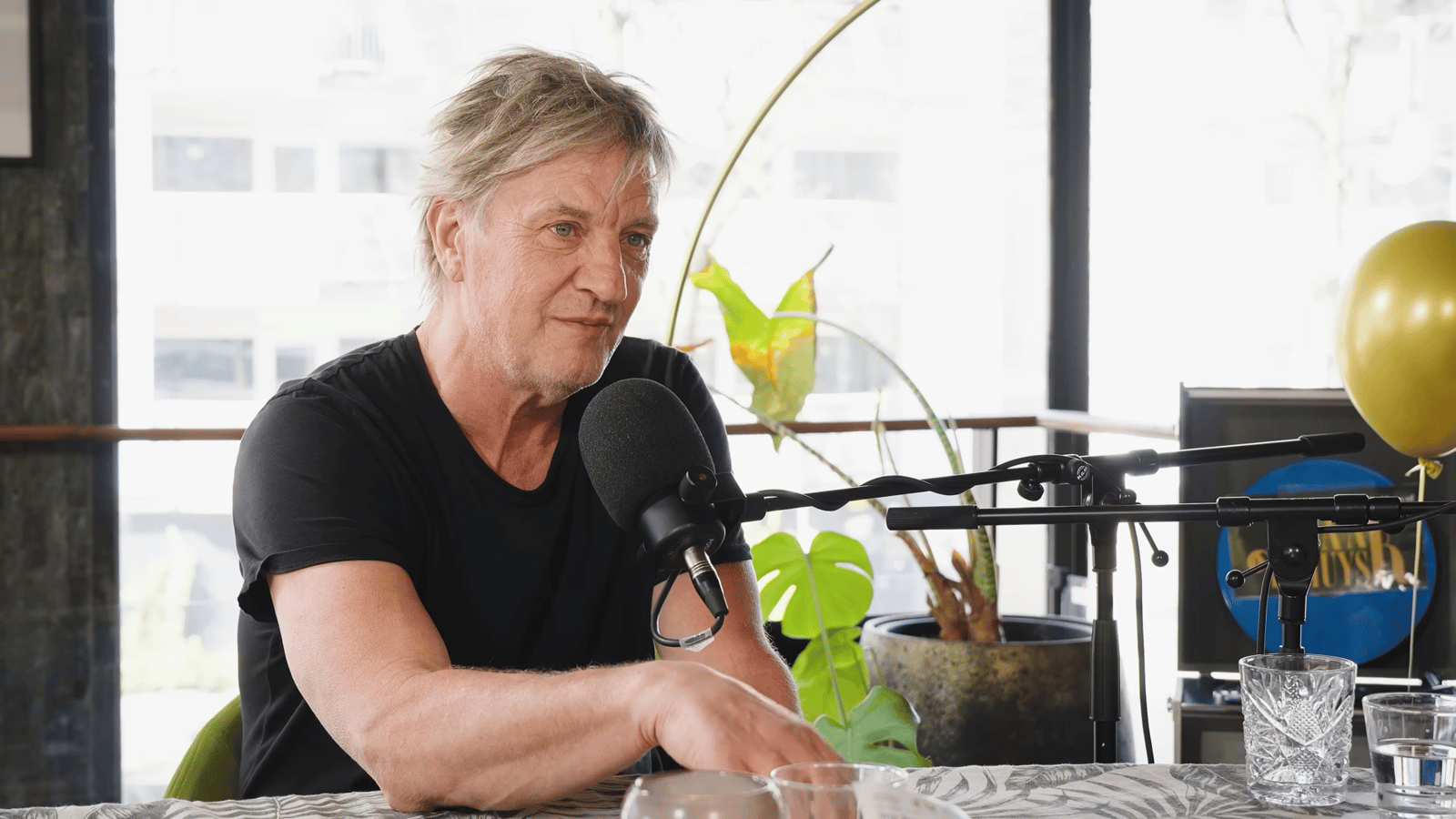 Wim Kieft keek met verbazing naar Wout Weghorst