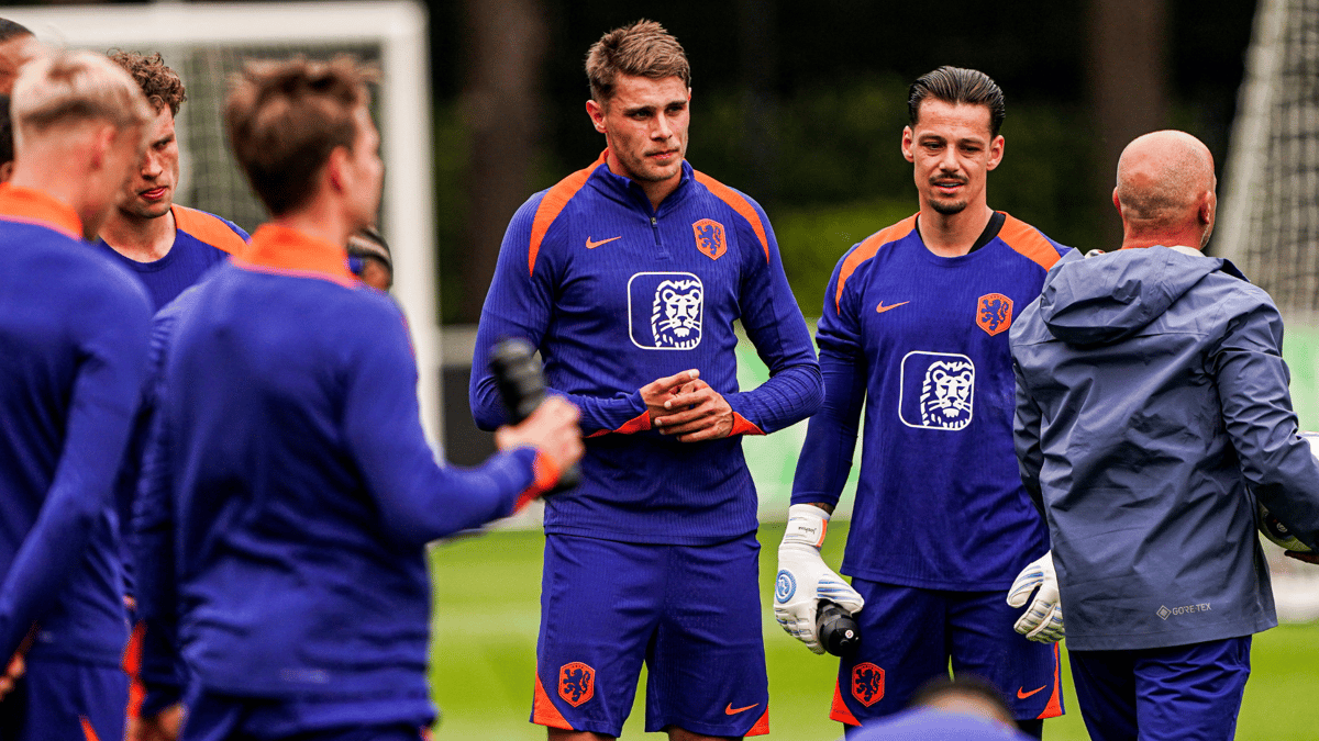 Micky van de Ven op de KNVB Campus in Zeist