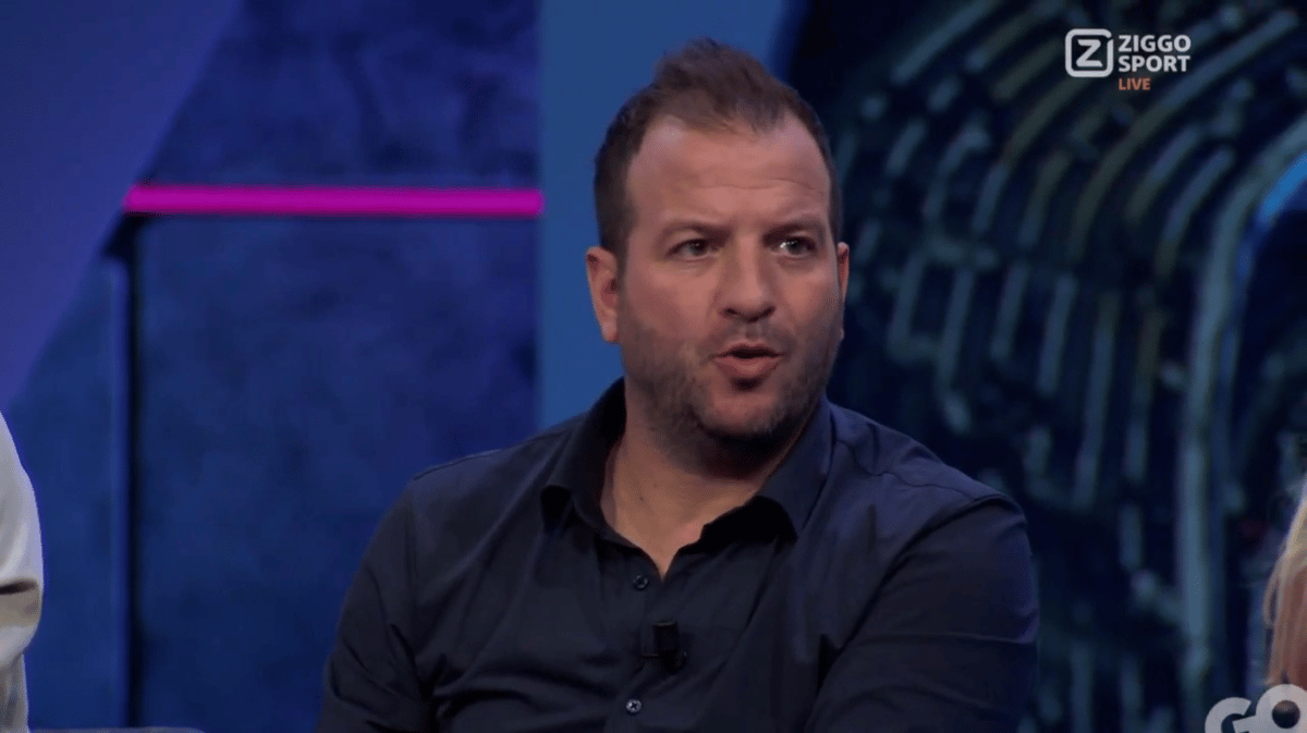 Rafael van der Vaart in de studio van Ziggo Sport