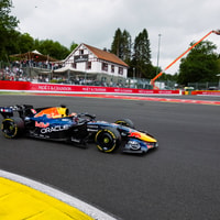 Max Verstappen in de RB22