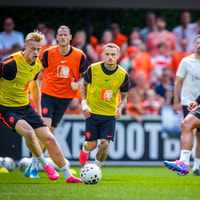 Het Nederlands elftal tijdens een training