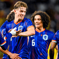 Jong Oranje viert de treffer van Luciano Valente