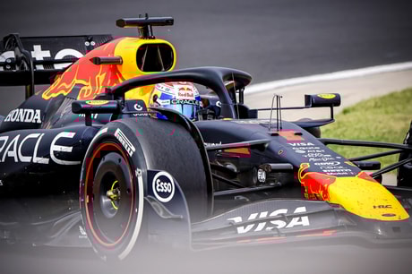 Max Verstappen in zijn RB21