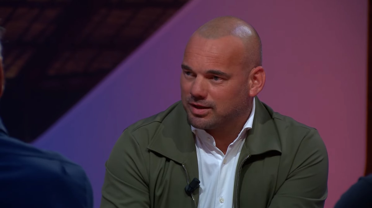 Wesley Sneijder aan tafel bij Ziggo Sport