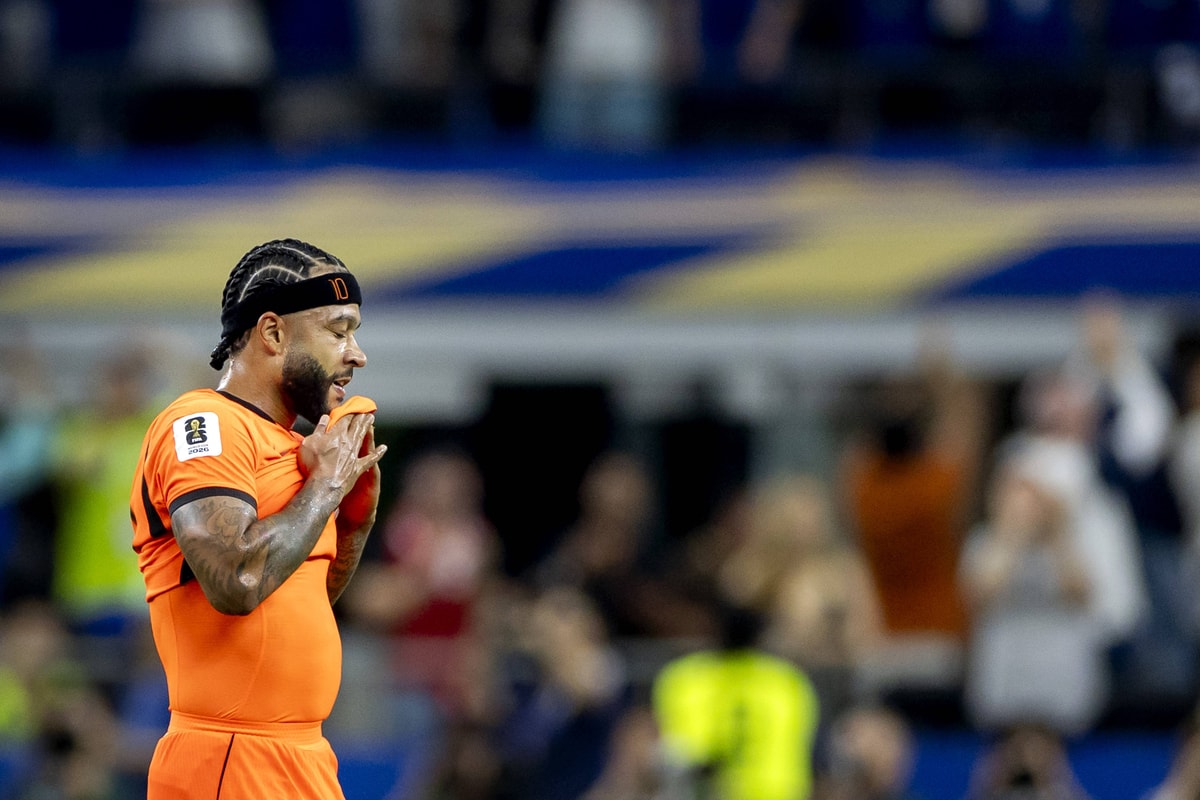 Memphis Depay tijdens Nederland - Japan