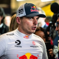 Max Verstappen nipt trager dan Charles Leclerc bij veelbelovende start in Texas