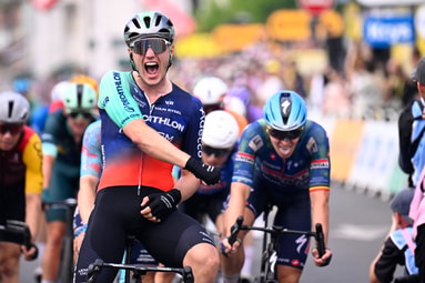 Olav Kooij wint