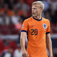 Jan Paul van Hecke maakte zijn debuut voor Oranje tegen Duitsland.