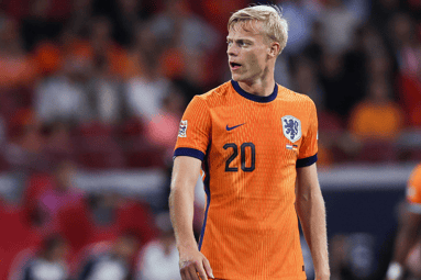 Jan Paul van Hecke maakte zijn debuut voor Oranje tegen Duitsland.