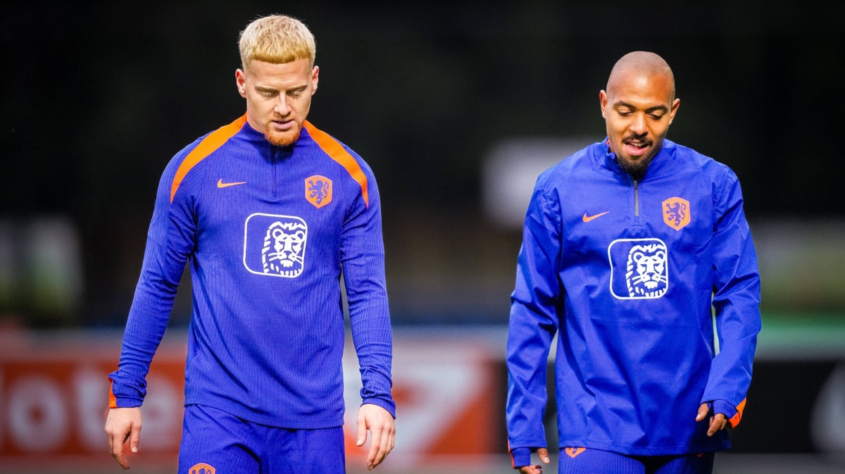 Mexx Meerdink en Donyell Malen bij het Nederlands elftal