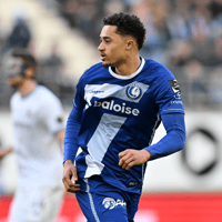 Aimé Omgba in actie voor KAA Gent