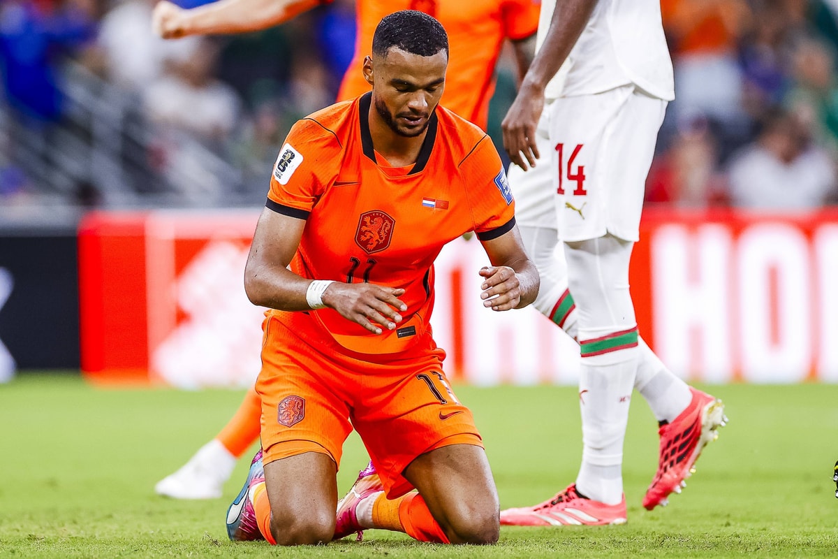 Cody Gakpo opent de score bij Nederland - Marokko