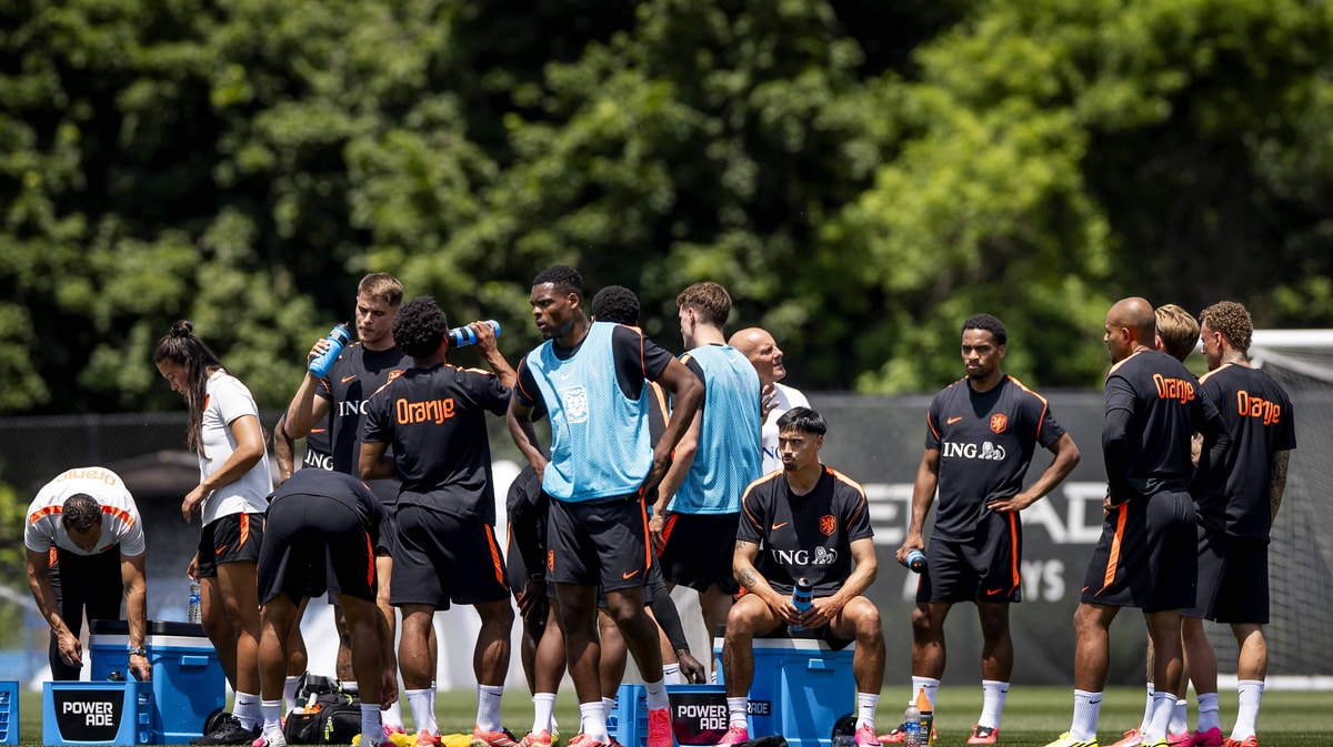 Het Nederlands elftal op de training in New York.