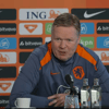 Ronald Koeman tijdens de persconferentie van het Nederlands elftal