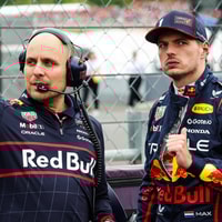 Gianpiero Lambiase in gesprek met Max Verstappen