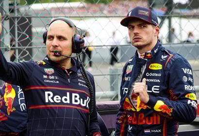Gianpiero Lambiase in gesprek met Max Verstappen