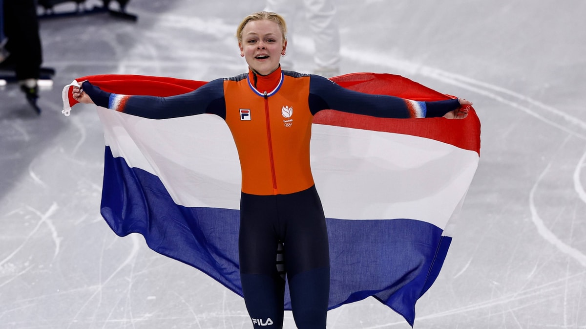 Xandra Velzeboer wint 500 meter