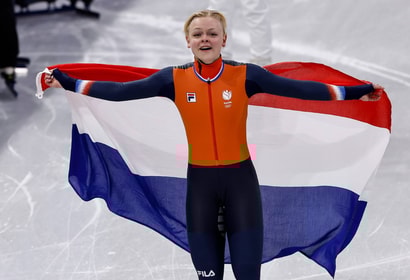 Xandra Velzeboer wint 500 meter