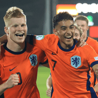 Oranje O19 viert feest