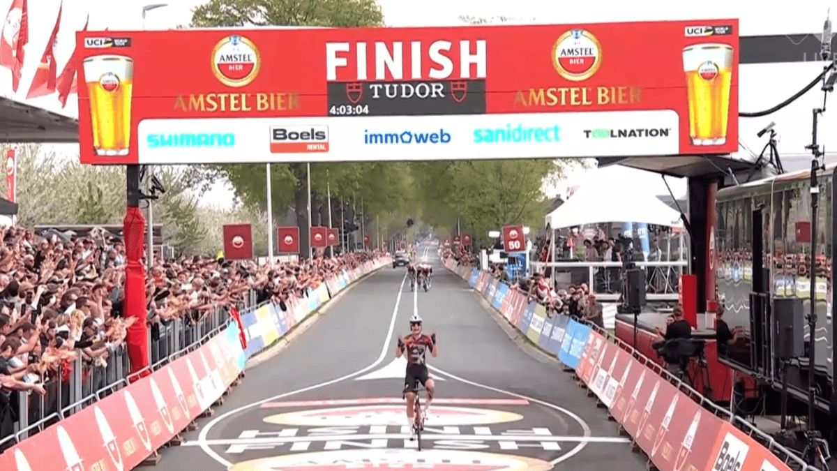 Mischa Bredewold wint de Amstel Gold Race