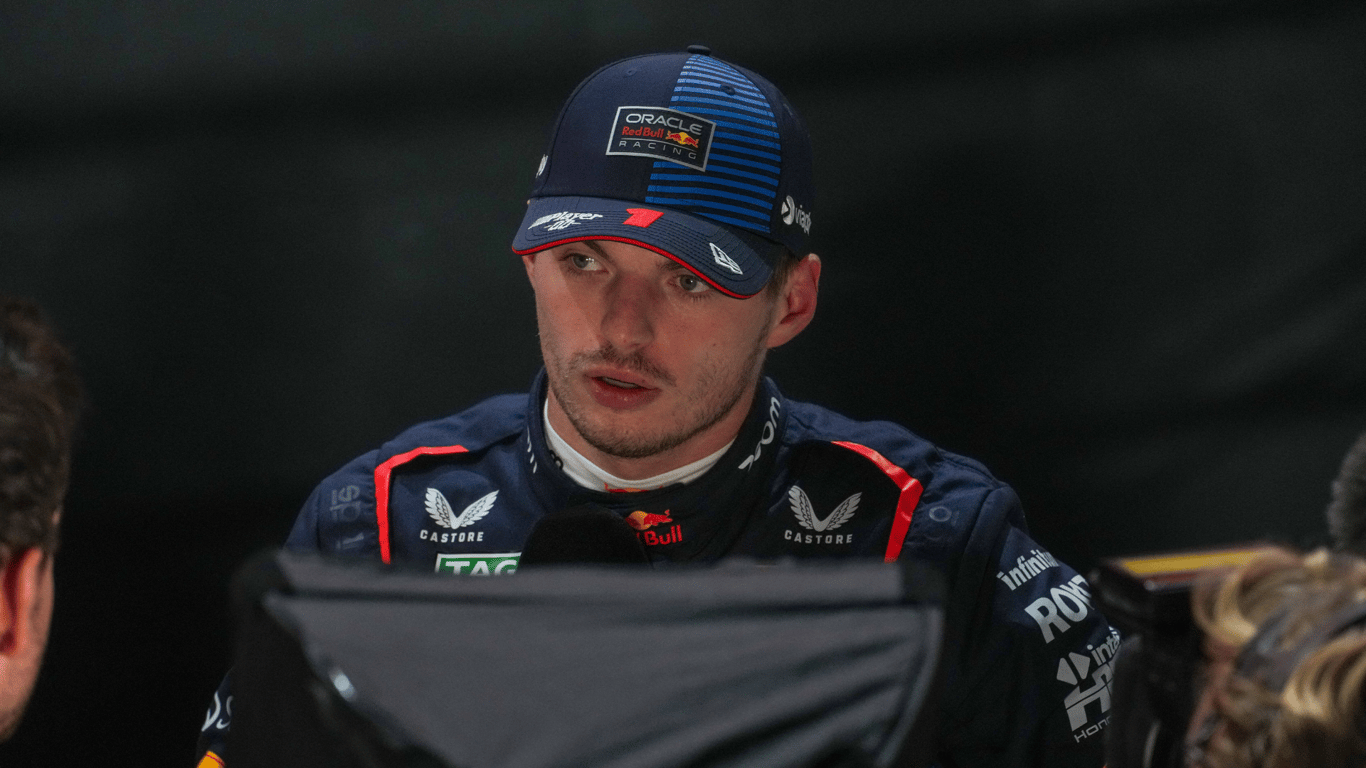 Max Verstappen wordt bestraft