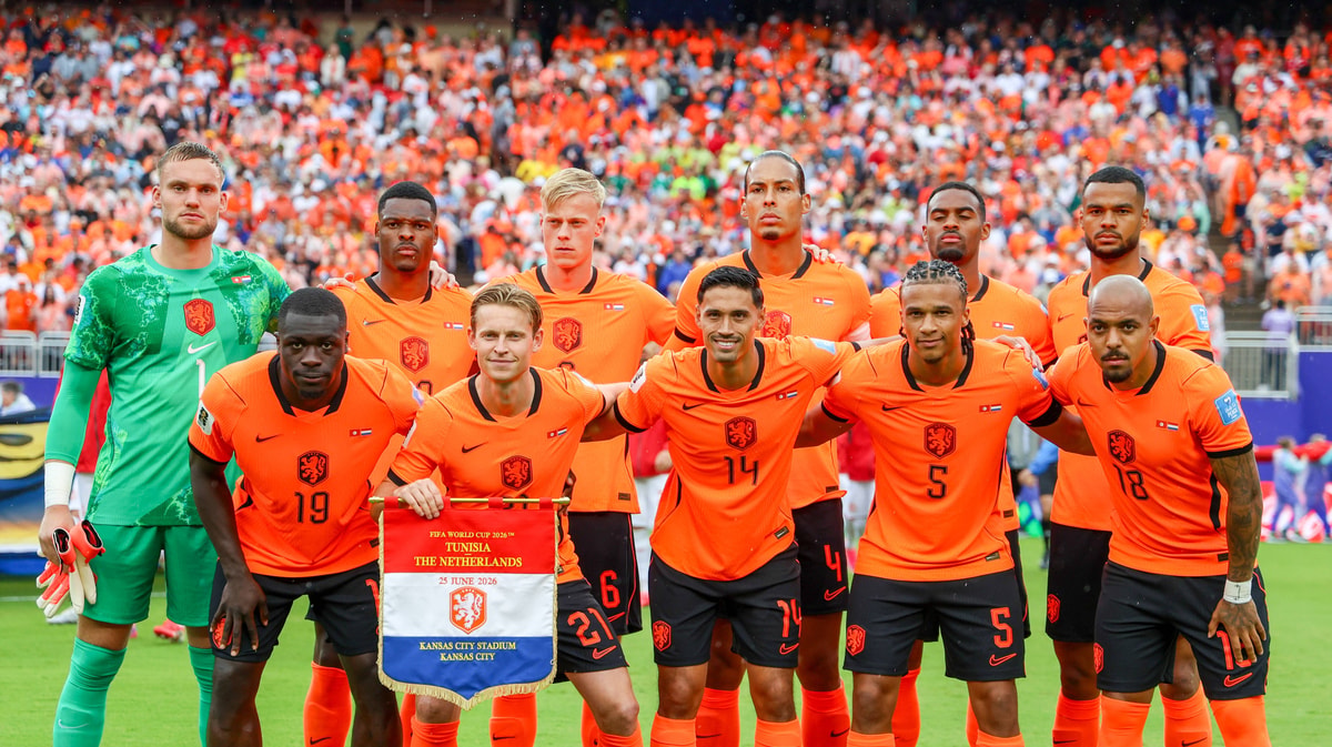 De opstelling van het Nederlands elftal tegen Tunesië