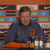 Bondscoach Ronald Koeman tijdens de persconferentie van Oranje