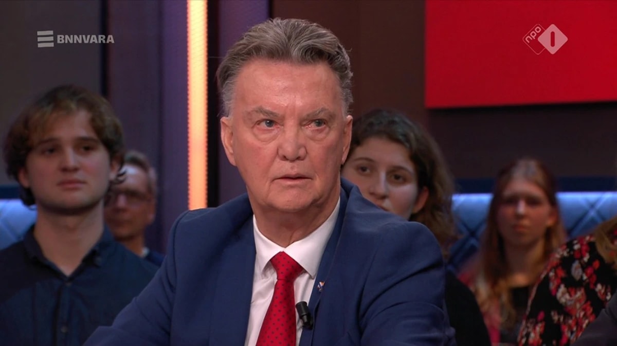 Louis van Gaal aan tafel bij Pauw & De Wit