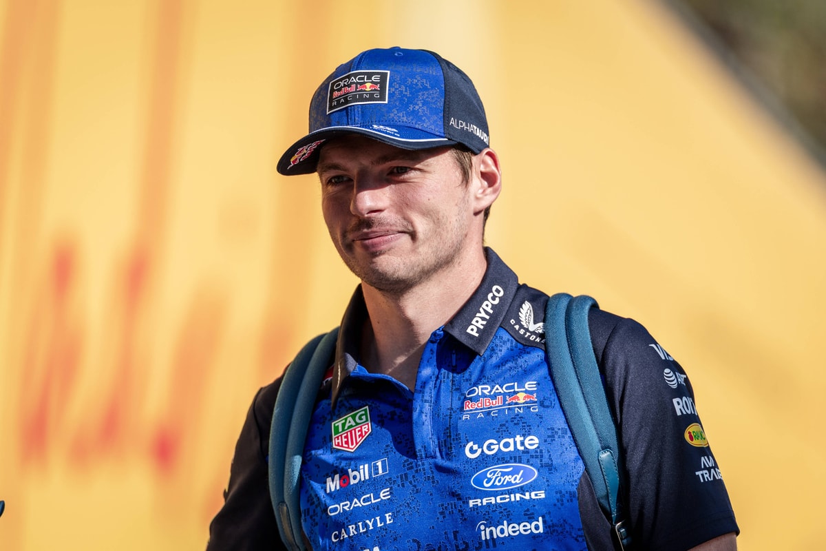 Russell snelste man in door problemen geteisterde VT1 in Bakoe