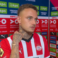 Noa Lang voor de camera's van ESPN