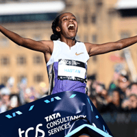 Sifan Hassan wint