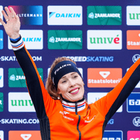 Antoinette Rijpma-de Jong viert haar overwinning