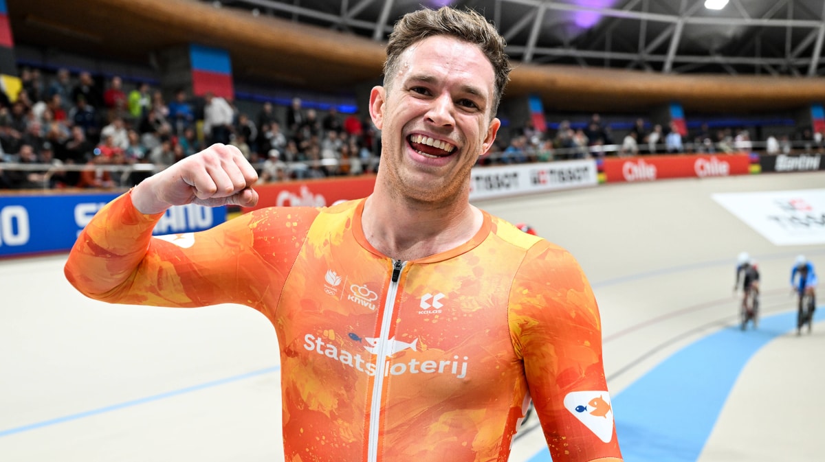 Harrie Lavreysen viert zijn overwinning