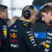 Gianpiero Lambiase in gesprek met Max Verstappen