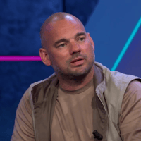 Wesley Sneijder aan tafel bij Ziggo Sport