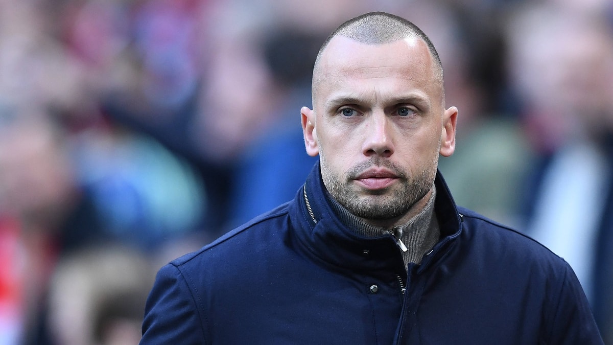 Heitinga baalt van zichzelf: Ajax-crisis dwingt tot harde zelfreflectie
