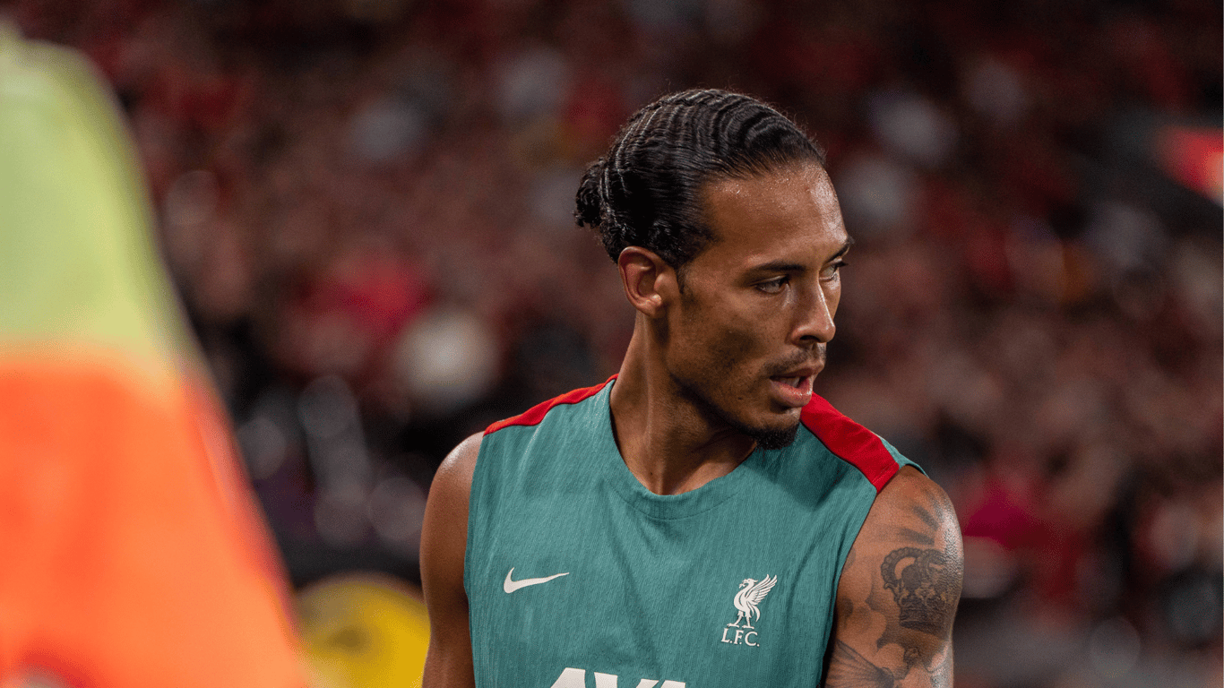 Virgil van Dijk in het shirt van Liverpool