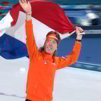 Jorrit Bergsma viert zijn medaille