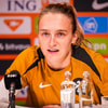 Vivianne Miedema tijdens een persconferentie 